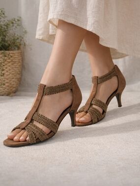 Donald J Pliner Brown Strappy Heels Womens 9.5M Leather Kitten Heel Woven Sandal